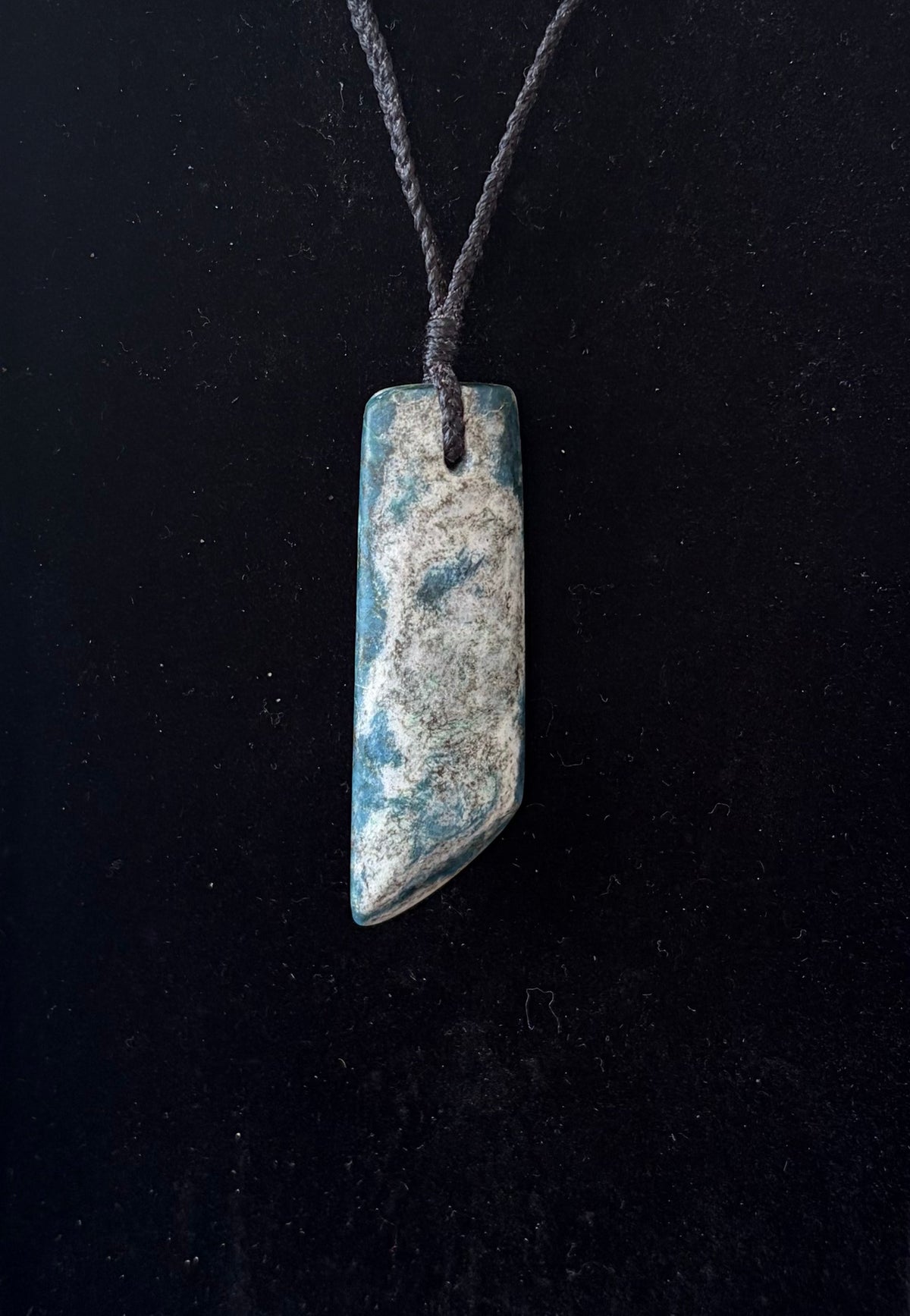 Āotea Necklace - Medium