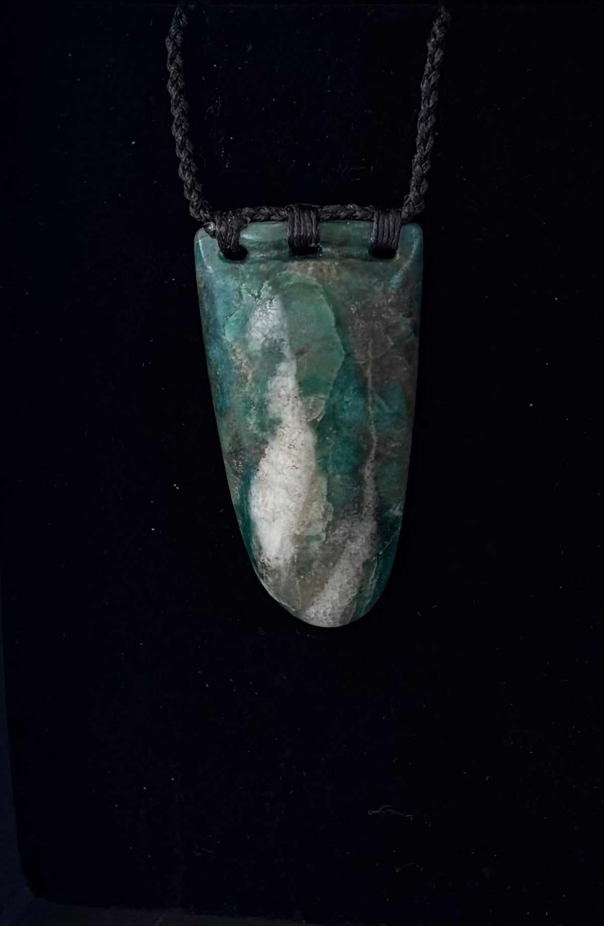Āotea Necklace - Medium-1