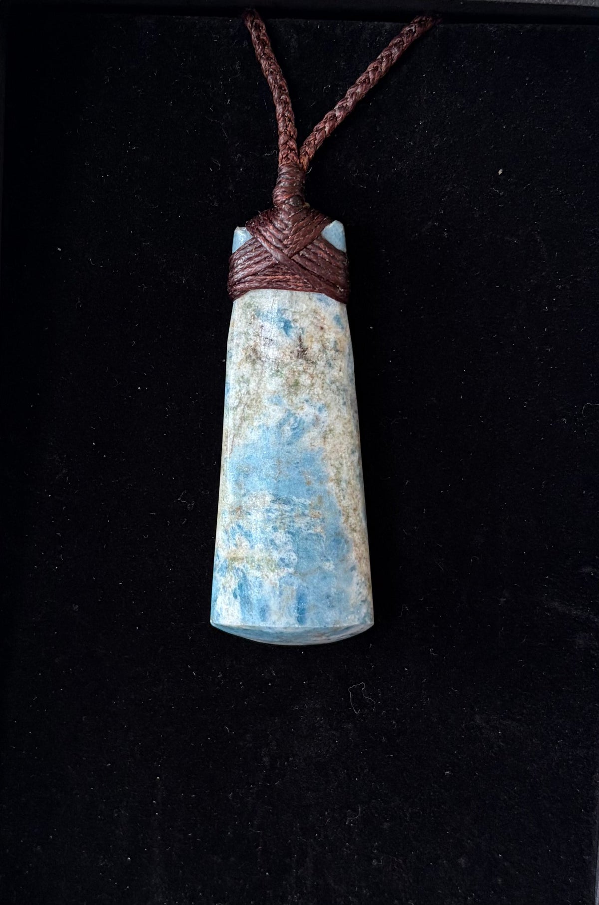 Āotea Necklace - Medium-1