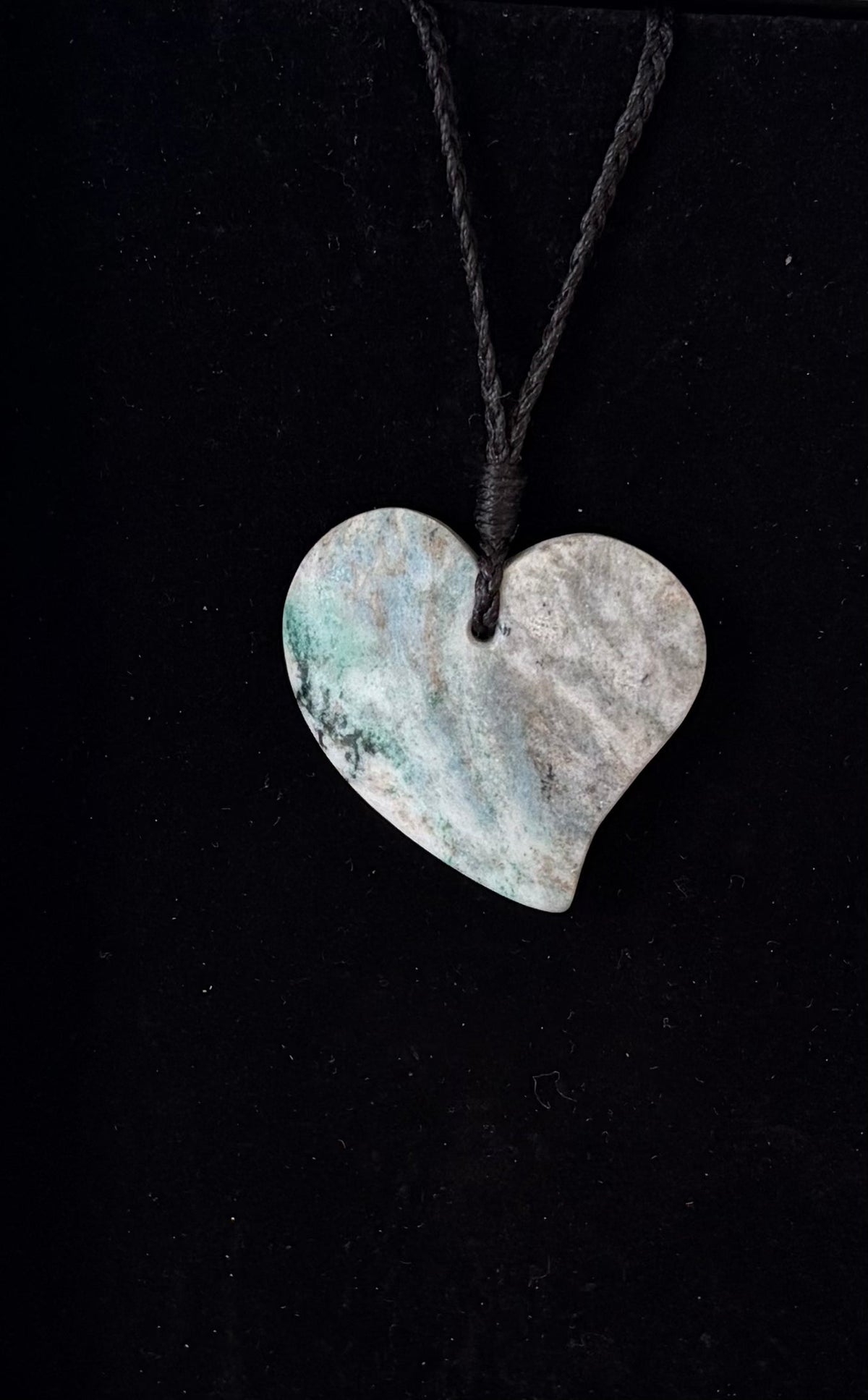 Āotea Heart Necklace - Medium-1