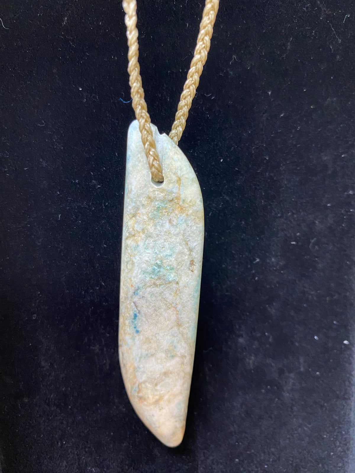 Āotea Necklace - Medium-1