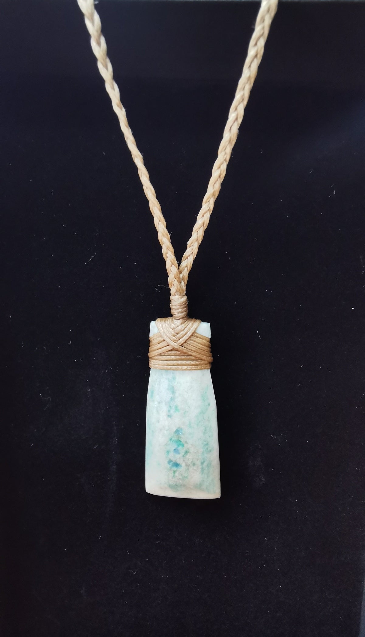 Āotea Necklace - Medium